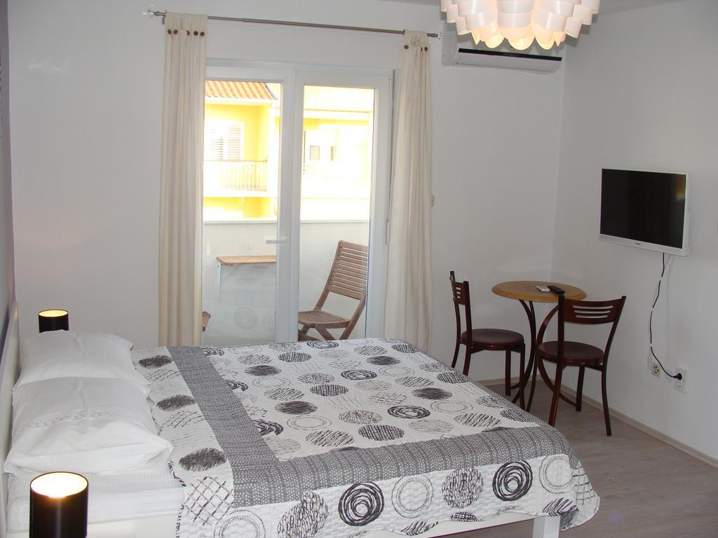 Guest House Dragić - Anex Zadar Zimmer foto